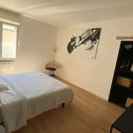 Vila Maison De Village Avec Petite Piscine. Caveirac