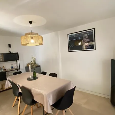 Maison De Village Avec Petite Piscine. Vila